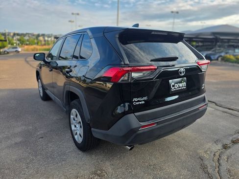 Used 2024 Toyota RAV4 LE image 8