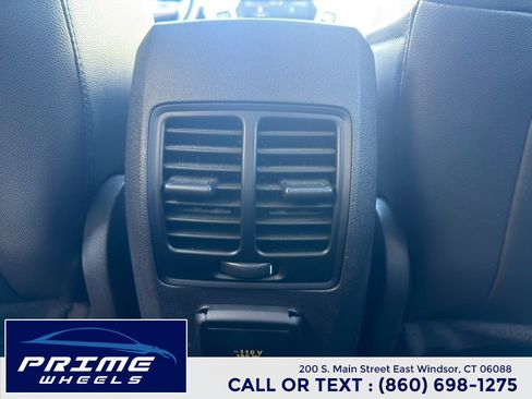 Used 2014 Ford Escape Titanium w/ Equipment Group 401A AWD/4WD image 18