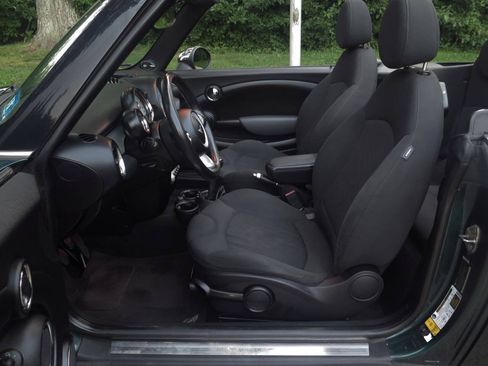 Used 2010 MINI Cooper Convertible FWD image 11