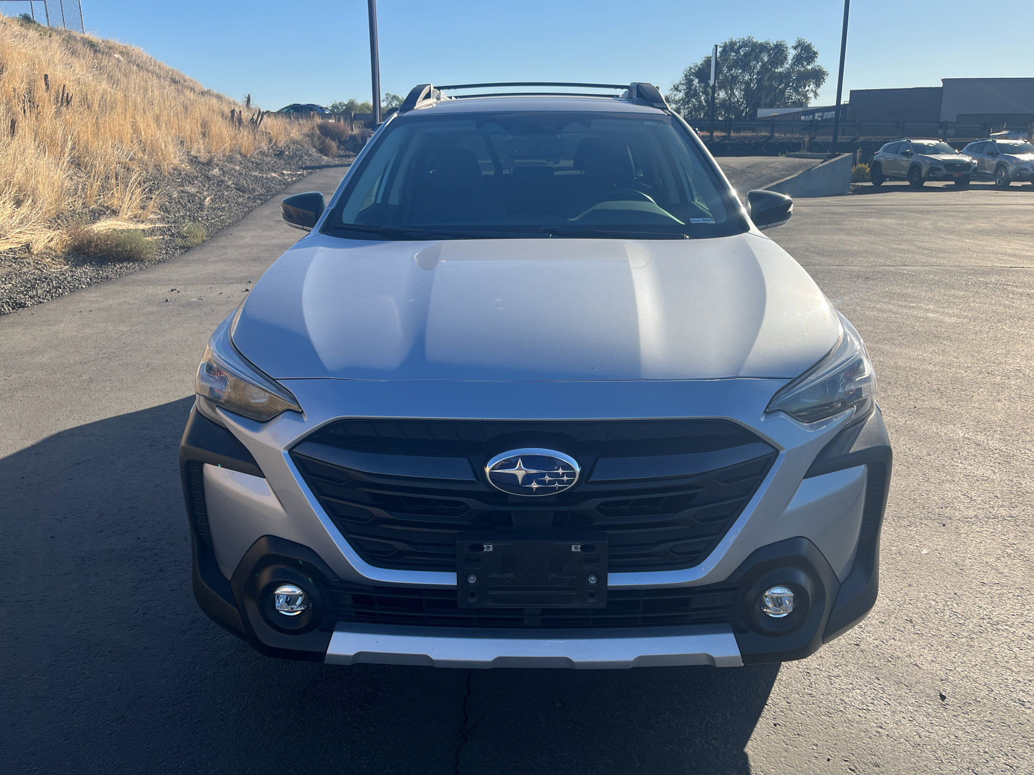 Used 2024 Subaru Outback Limited AWD/4WD image 2