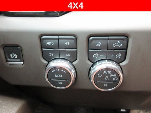 Certified 2024 GMC Sierra 1500 Denali AWD/4WD image 33