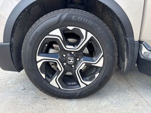 Used 2019 Honda CR-V Touring image 22