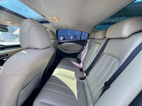 Used 2018 MAZDA MAZDA6 Grand Touring FWD image 2