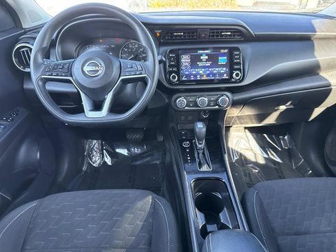 Used 2024 Nissan Kicks SV image 16