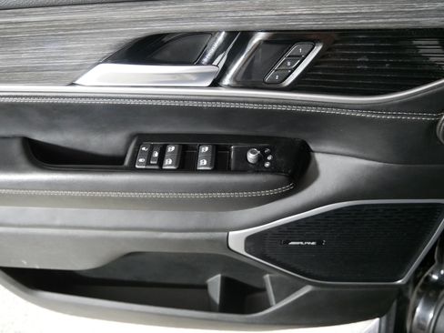 Used 2022 Jeep Wagoneer Series III w/ Convenience Group I AWD/4WD image 19