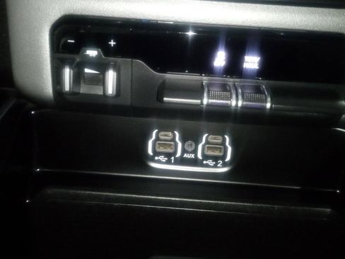 Used 2022 RAM 2500 Big Horn w/ Level A Equipment Group image 19