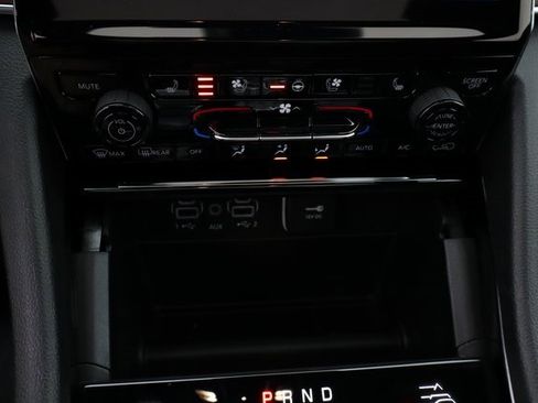 New 2025 Jeep Grand Cherokee L Summit image 22