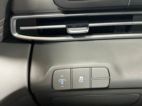 New 2025 Hyundai Elantra Sport FWD image 27