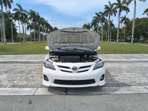 Used 2011 Toyota Corolla S FWD image 32