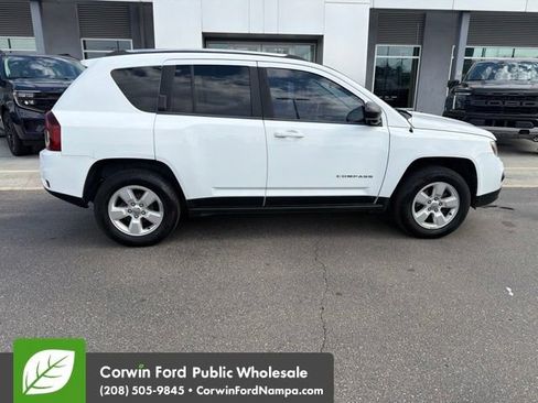 Used 2014 Jeep Compass Sport w/ Power Value Group FWD image 8