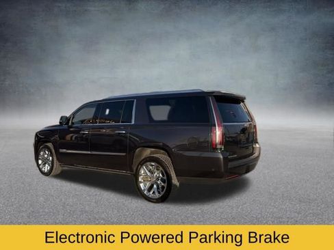 Used 2017 Cadillac Escalade ESV Premium Luxury image 13