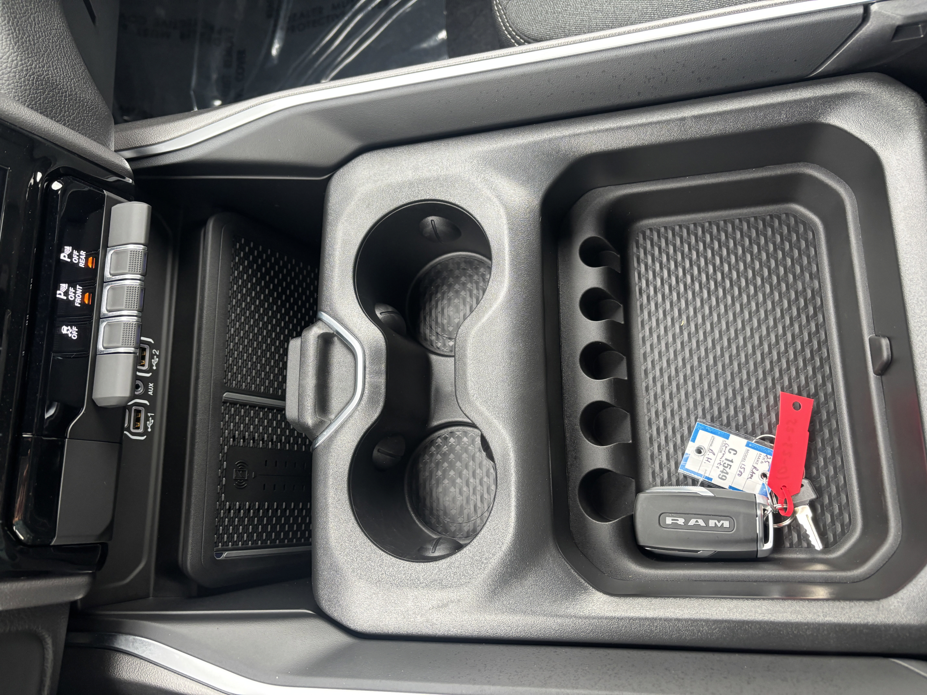 Used 2025 RAM 1500 Big Horn AWD/4WD image 16