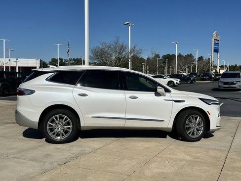 Used 2023 Buick Enclave Premium w/ Experience Buick Package image 5
