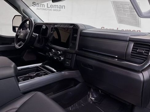 Used 2024 Ford F250 Lariat w/ Lariat Ultimate Package image 31