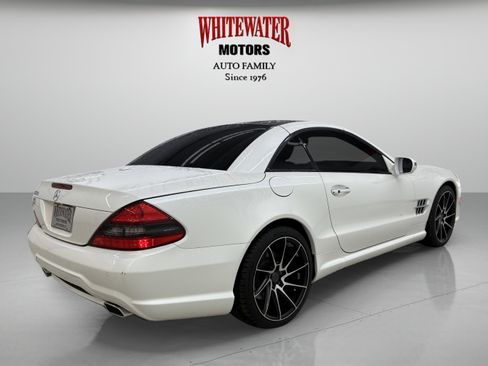 Used 2011 Mercedes-Benz SL 550 image 7