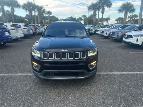 Used 2018 Jeep Compass Limited w/ Navigation Group AWD/4WD image 6