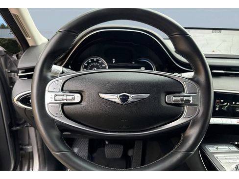 Used 2025 Genesis GV70 2.5T image 12