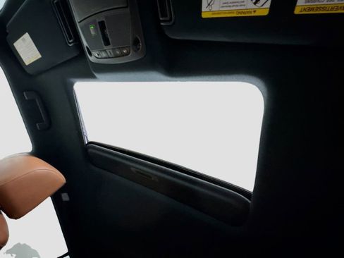 Used 2021 INFINITI QX80 Sensory w/ All-Season Package image 28