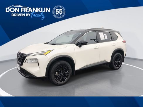 Used 2023 Nissan Rogue SV w/ SV Premium Package image 1