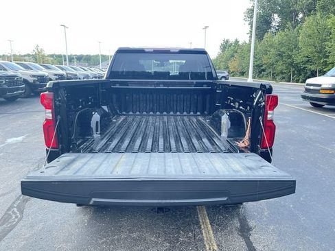 Used 2019 Chevrolet Silverado 1500 Custom Trail Boss w/ Custom Convenience Package AWD/4WD image 23