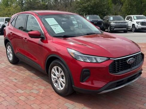 Used 2023 Ford Escape Active w/ Tech Pack #2 image 5