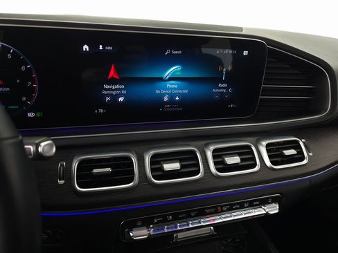 Used 2020 Mercedes-Benz GLS 580 4MATIC image 23