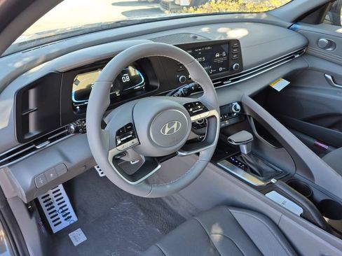 New 2026 Hyundai Elantra SEL Sport FWD image 12