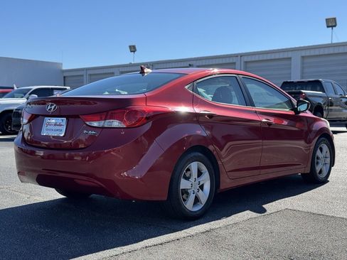Used 2013 Hyundai Elantra GLS w/ Preferred Pkg image 11