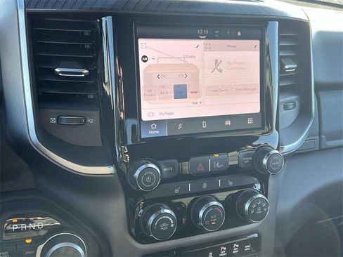 New 2026 RAM 1500 4x4 Crew Cab image 9