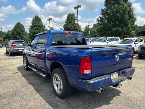 Used 2017 RAM 1500 Express AWD/4WD image 5