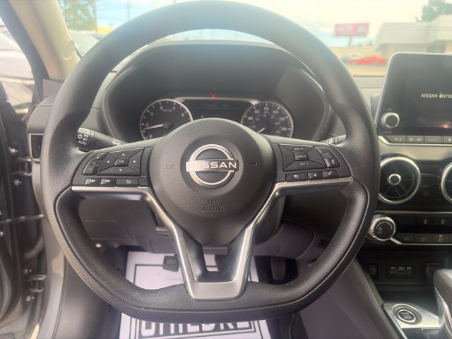Used 2024 Nissan Sentra SV FWD image 18