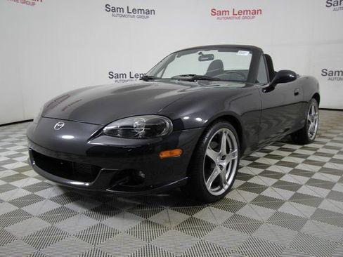 Used 2005 MAZDA MX-5 Miata MAZDASPEED image 2