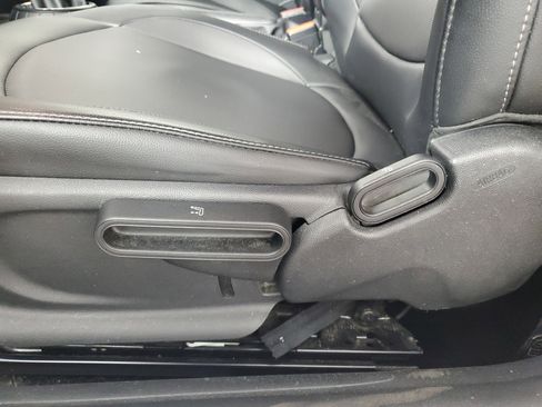 Used 2015 MINI Cooper 2-Door Hardtop image 29