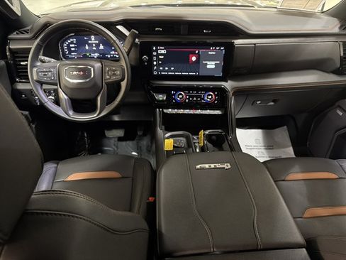 Used 2025 GMC Sierra 3500 AT4 w/ AT4 Premium Plus Package AWD/4WD image 25