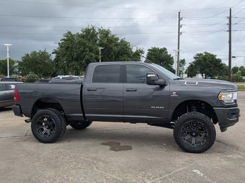 Used 2024 RAM 2500 Lone Star w/ Sport Appearance Package image 3