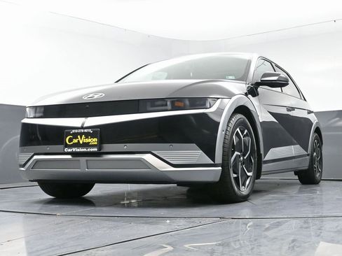 Used 2024 Hyundai Ioniq 5 Limited image 52