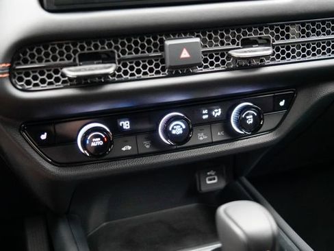 Certified 2024 Honda HR-V Sport image 4