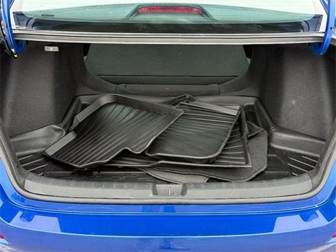 Used 2023 Honda Civic Sport image 4