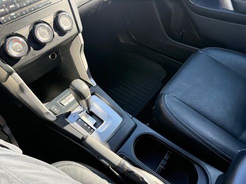 Used 2015 Subaru Forester 2.5i Limited image 11