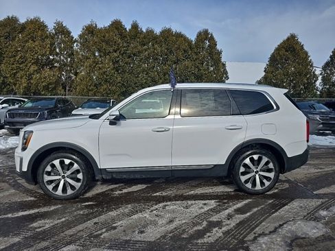 Certified 2022 Kia Telluride EX w/ EX Premium Package image 4