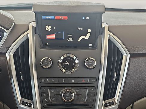 Used 2011 Cadillac SRX Luxury image 16