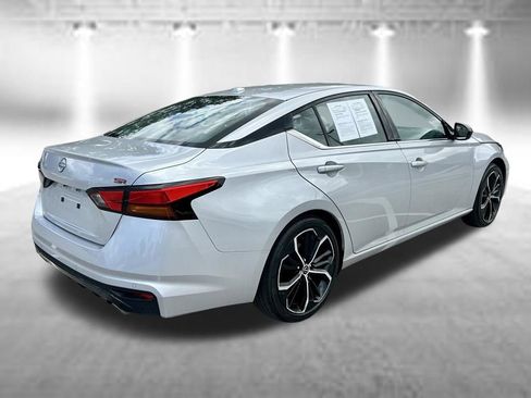 Certified 2025 Nissan Altima 2.5 SR FWD image 6