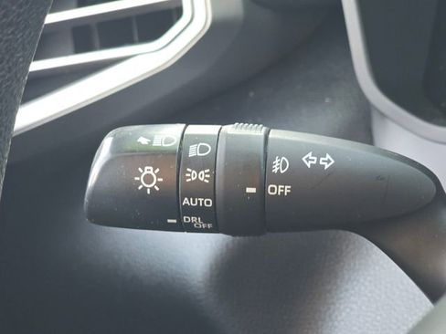 Used 2022 Toyota Tundra SR5 w/ Convenience Package RWD image 25