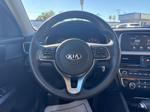 Used 2018 Kia Optima LX image 8