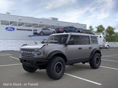 New 2026 Ford Bronco Badlands w/ Sasquatch Package