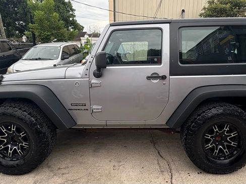 Used 2014 Jeep Wrangler Sport image 4