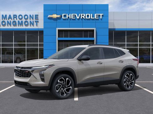 New 2026 Chevrolet Trax RS FWD image 2