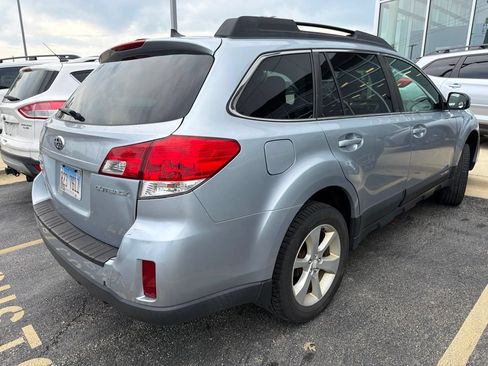 Used 2014 Subaru Outback 2.5i Premium w/ Popular Package #1B AWD/4WD image 4