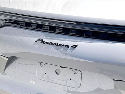 Certified 2023 Porsche Panamera 4 Platinum Edition AWD/4WD image 13