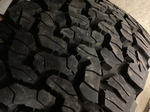 Used 2025 Jeep Wrangler Unlimited Rubicon 4xe w/ Convenience Group image 10